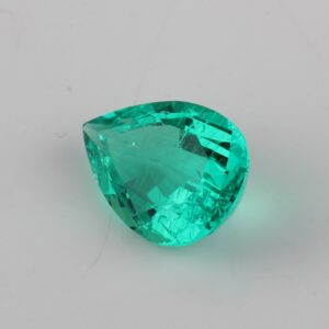 pear shape Colombia green color loose lab grown emerald gemstones